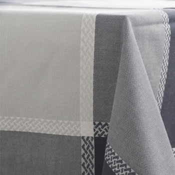 Tovaglia_quadri_ferro